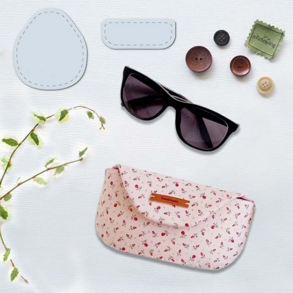 DIY Floral Glasses Case Templates